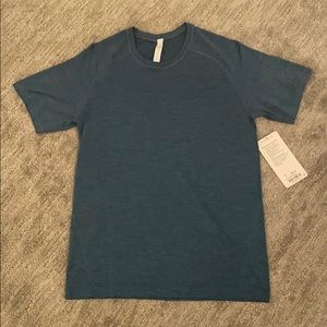 NWT Lululemon SS metal vent shirt